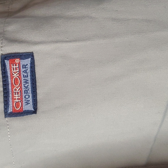 Women breast cancer nursing srub top with gray pants - Picture 11 of 11